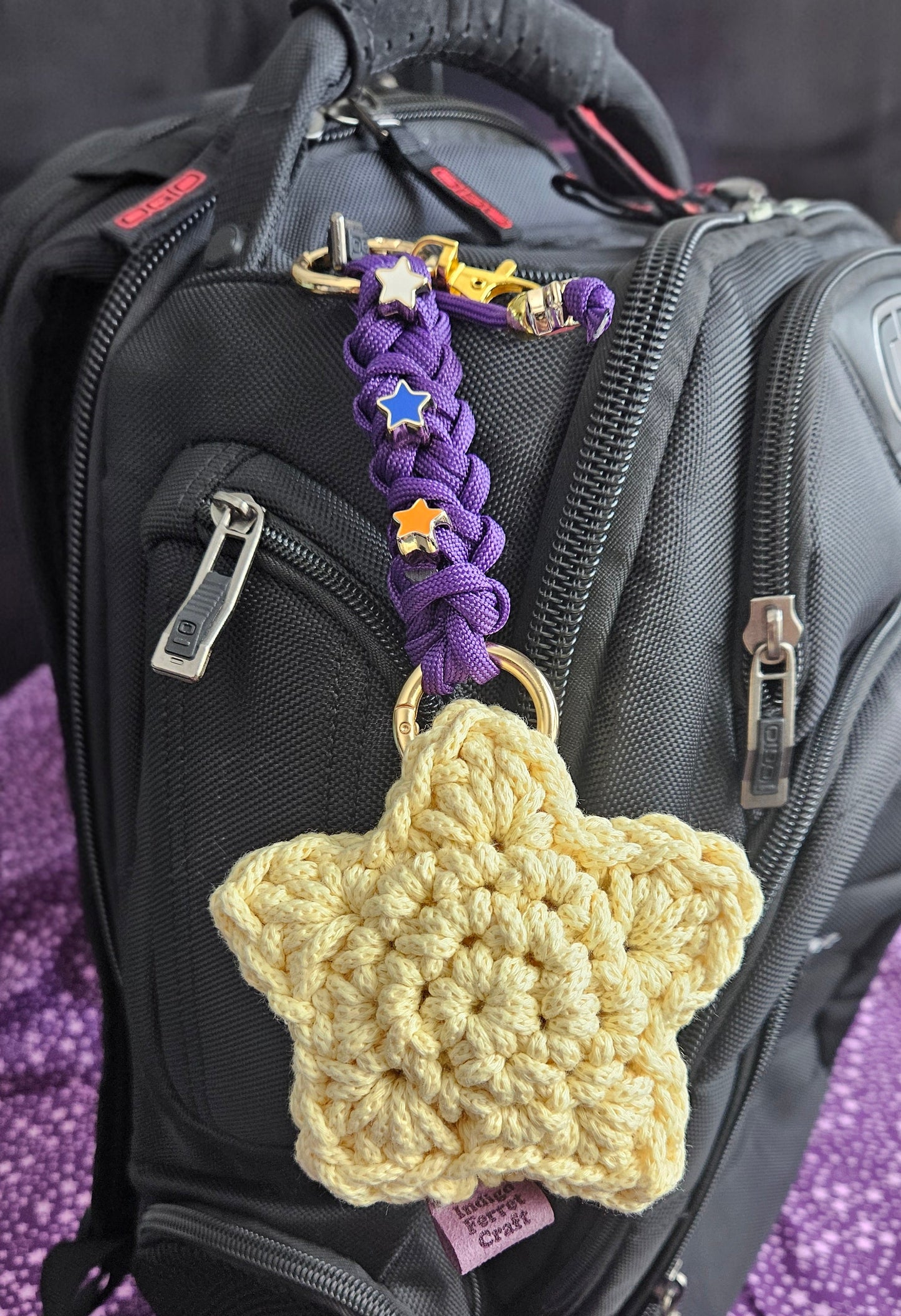 Crochet Star Keychain - GLOW IN THE DARK